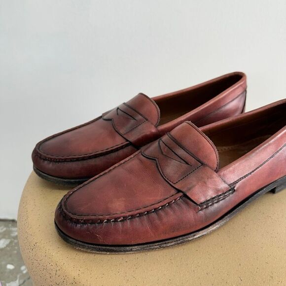 Allen Edmonds Men’s Walden Distressed Oxblood Moccasin Leather Loafer main image 5